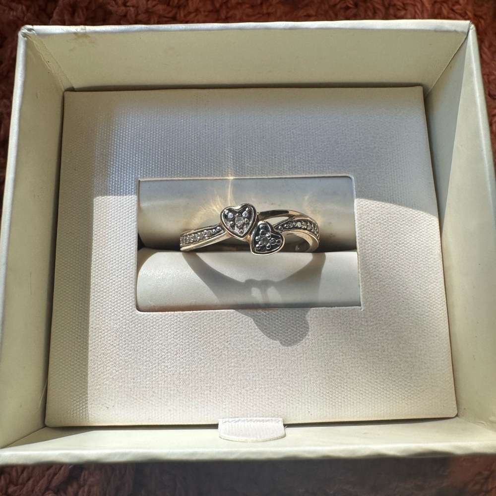 Cute double heart ring
